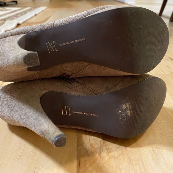 INC International Concepts beige suede leather upper SZ. 7.5 ankle bootie - Picture 5 of 9